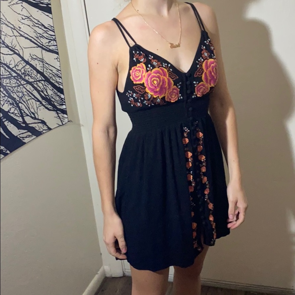 Small Black Dress with Flowers from Forever 21